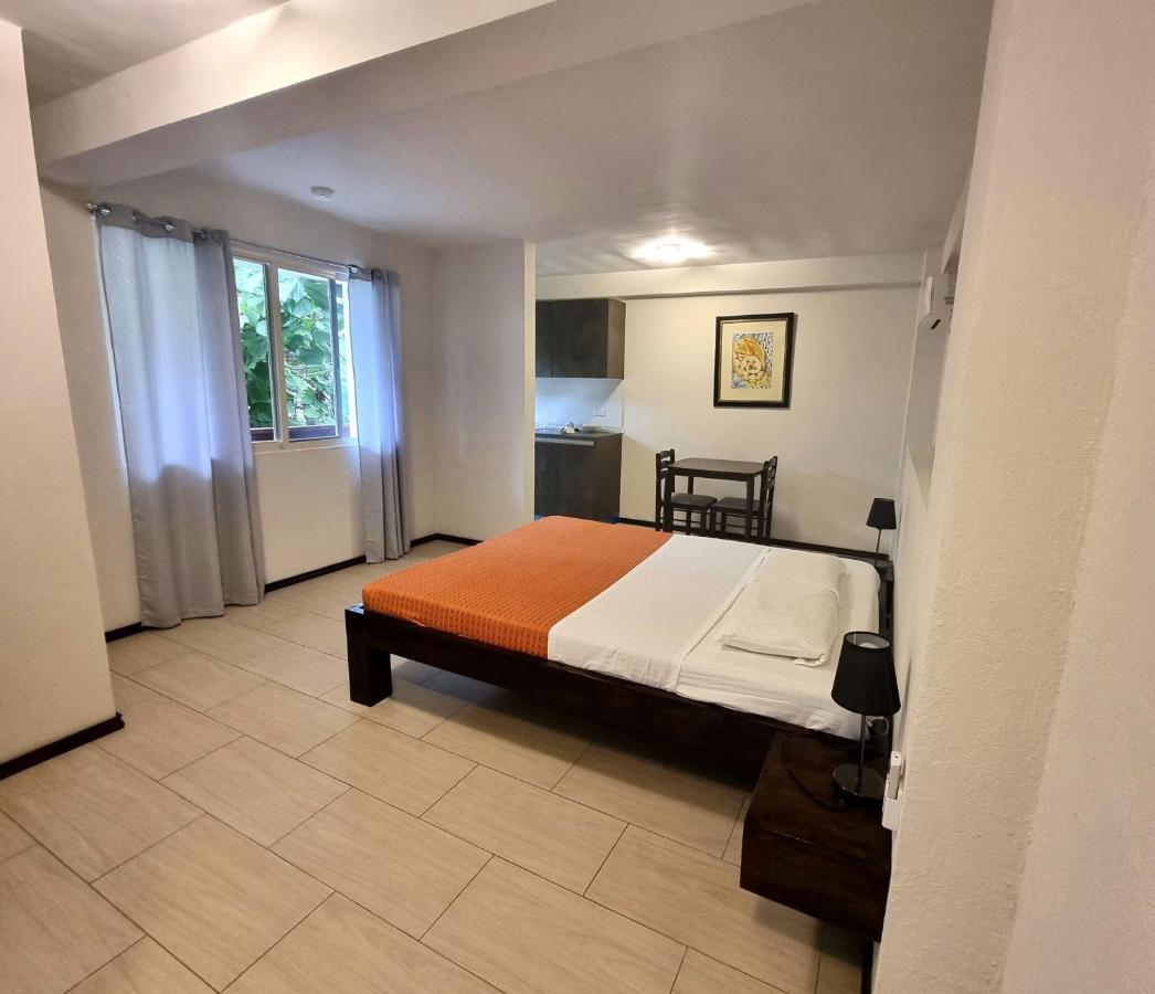 Angelina Beach Resort & Italian Restaurant Malapascua Екстериор снимка